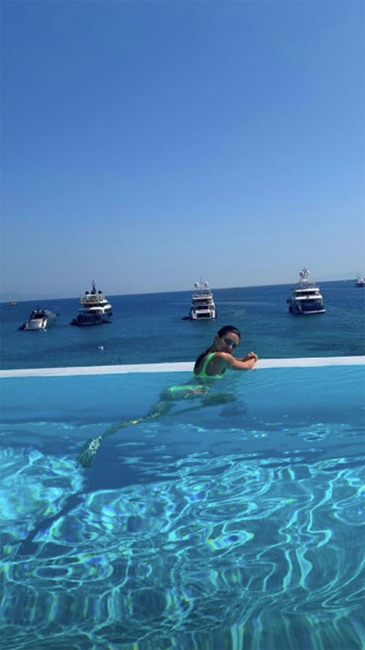 Kendall Jenner, Greece